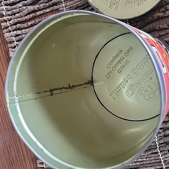 Quaker Limited Edition 1990 tin - Picture 6 of 6